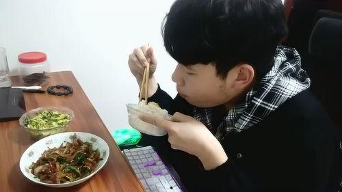 吃瓜人真幸福,见证时代变迁的幸福生活