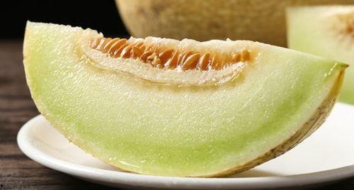 吃口小蜜瓜,甜蜜滋味尽享时光