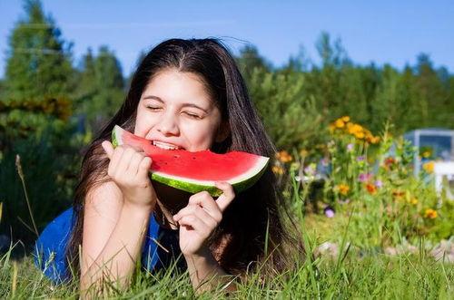 什么叫女人吃瓜,女人吃瓜背后的心理奥秘