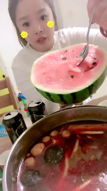 吃瓜小姐吃货,一场味蕾的狂欢盛宴