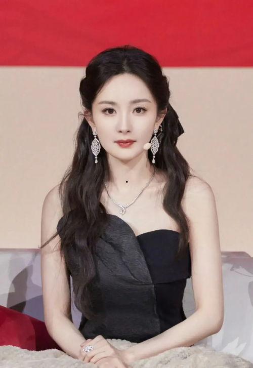 杨幂回复吃瓜,直面争议，展现真实自我