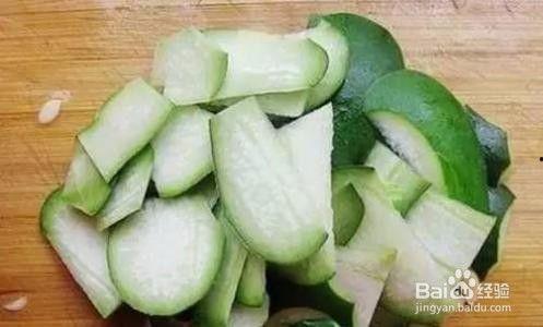 拉瓜怎么吃包孑,拉瓜包孑的独特吃法揭秘