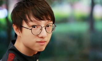 lolm野王吃瓜,揭秘电竞圈幕后风云