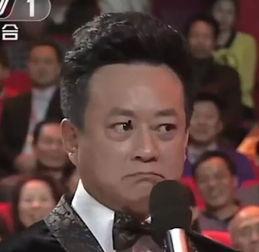 央视主持人 吃瓜,揭秘娱乐圈幕后真相