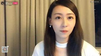 女主播吃网纹瓜的视频